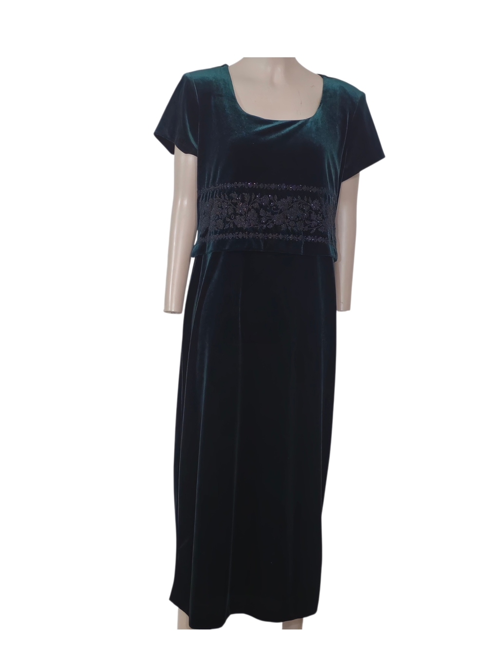 The brand Piccalino Petites is known for its vintage women's clothing, popular p